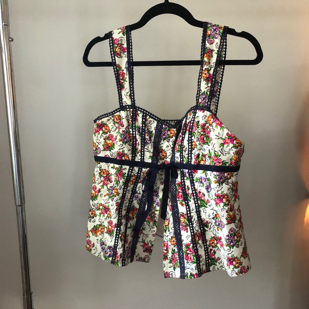 💫 3 for $30 💫 Nanette Lepore top